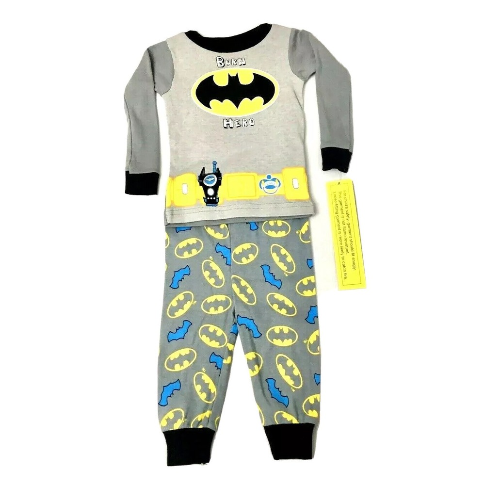 Batman Snug Fit Pajamas PJ Born Hero Costume 2 PC Set Long Sleeve Boys 12 Mo New
